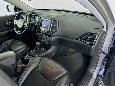 Used 2019 Jeep Cherokee Altitude image 28