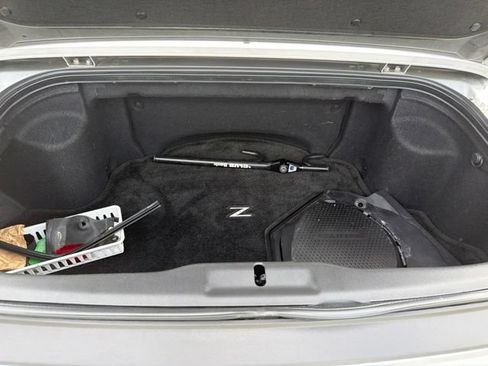 Used 2007 Nissan 350Z Touring RWD image 11