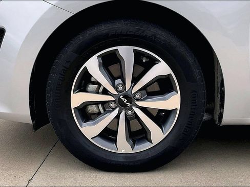 Used 2022 Kia Rio S w/ Technology Package FWD image 8