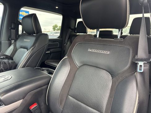Used 2022 RAM 1500 Laramie AWD/4WD image 11