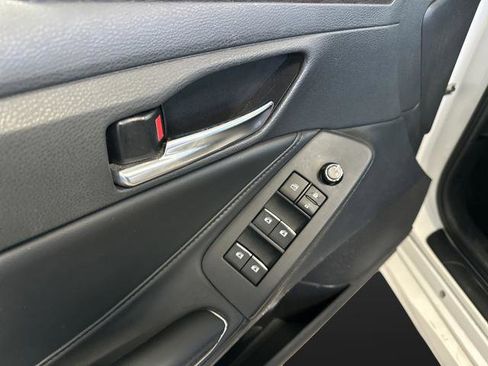 Used 2022 Toyota Avalon XLE image 23