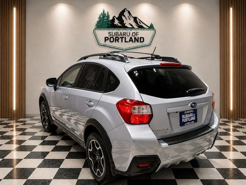 Used 2015 Subaru Crosstrek 2.0i Limited AWD/4WD image 5