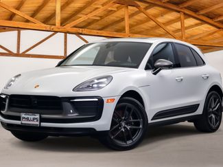 Used 2023 Porsche Macan Turbo AWD/4WD video 1