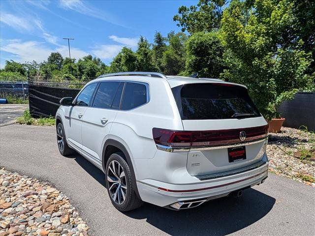 Certified 2024 Volkswagen Atlas SEL Premium R-Line AWD/4WD image 3