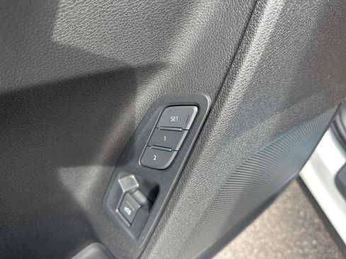 New 2025 Audi Q3 2.0T Premium image 14