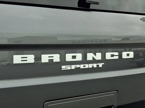 Certified 2024 Ford Bronco Sport Outer Banks w/ Tech Package AWD/4WD image 34