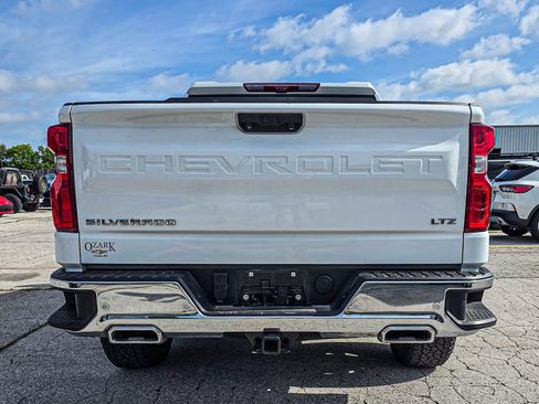 Used 2023 Chevrolet Silverado 1500 LTZ w/ Technology Package AWD/4WD image 5