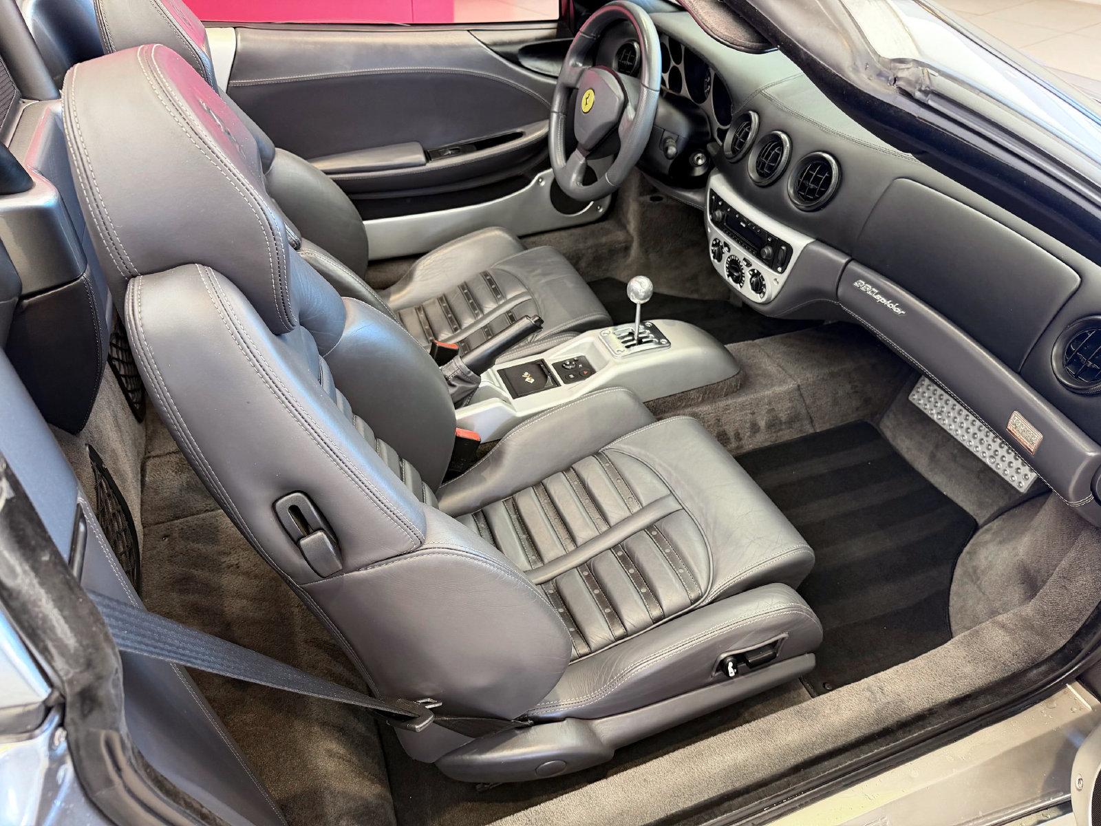 Used 2003 Ferrari 360 Spider RWD image 9