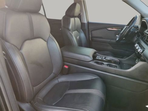 Used 2025 Honda Pilot EX-L image 29