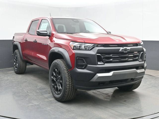New 2026 Chevrolet Colorado Trail Boss AWD/4WD image 2