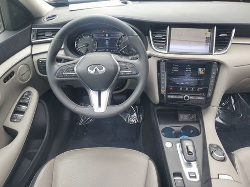 Used 2023 INFINITI QX50 Sensory image 16