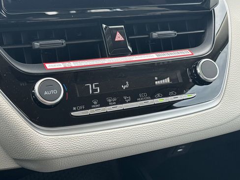 New 2026 Toyota Corolla LE FWD image 27