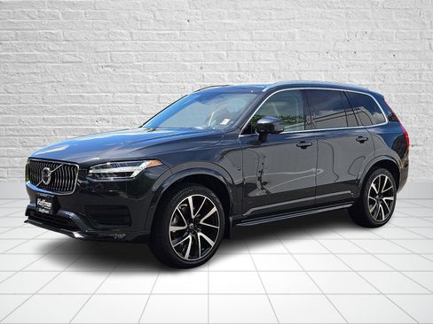 Used 2021 Volvo XC90 T6 Momentum w/ Advanced Package AWD/4WD image 3