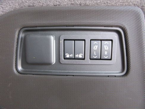 Used 2024 Cadillac Escalade Sport w/ Touring Package AWD/4WD image 58
