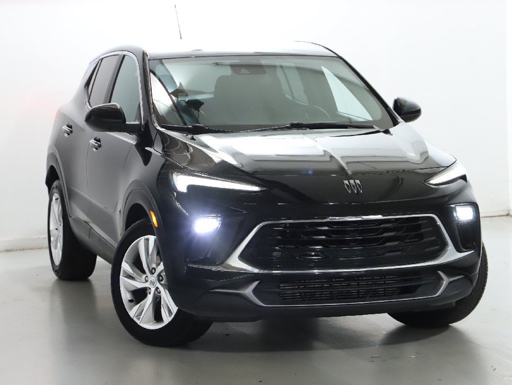 Used 2025 Buick Encore GX Preferred FWD image 2