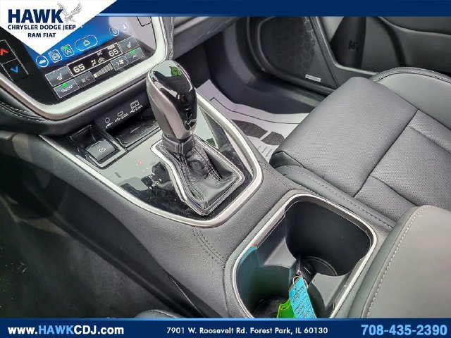 Used 2025 Subaru Outback Limited AWD/4WD image 25