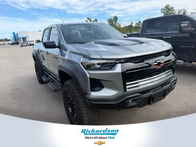 Used 2024 Chevrolet Colorado ZR2 w/ ZR2 Bison Edition AWD/4WD image 1