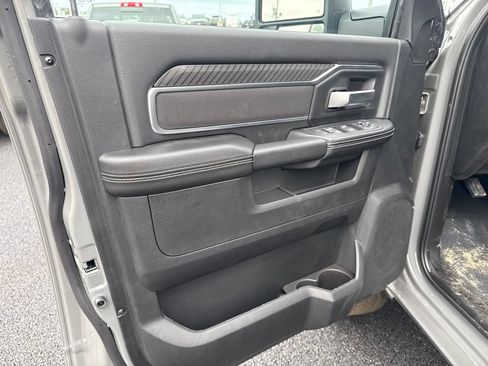 New 2026 RAM 2500 Big Horn AWD/4WD image 17