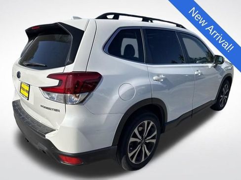 Used 2023 Subaru Forester Limited AWD/4WD image 7