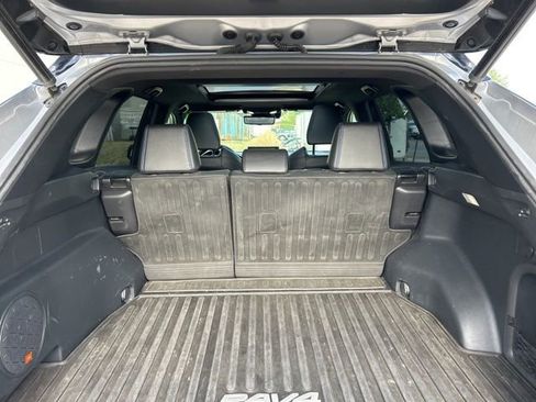 Used 2022 Toyota RAV4 XSE image 10