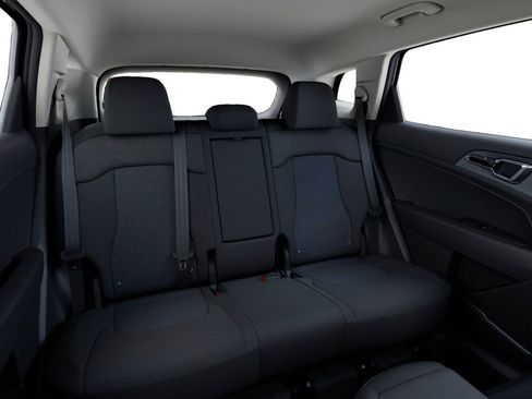 New 2026 Kia Sportage LX image 16