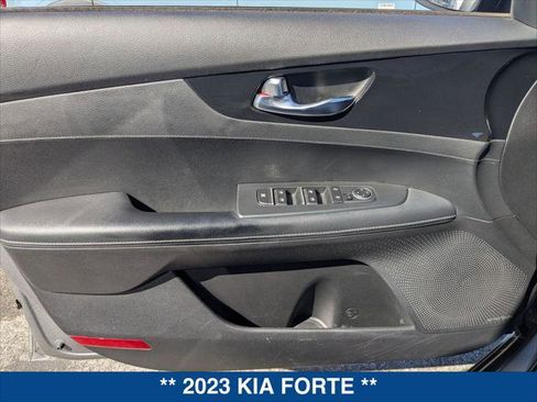 Used 2023 Kia Forte GT-Line w/ GT-Line Premium Package image 10