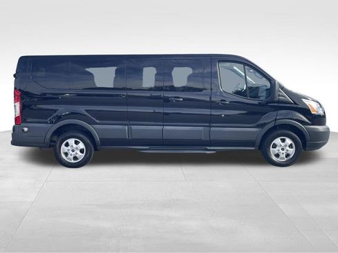 Used 2018 Ford Transit 350 XLT image 2