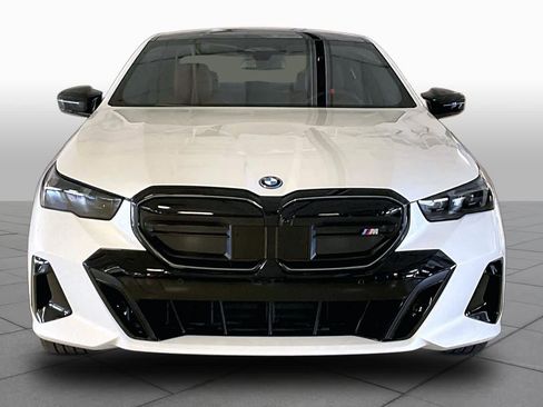 New 2026 BMW i5 w/ Executive Package AWD/4WD image 3
