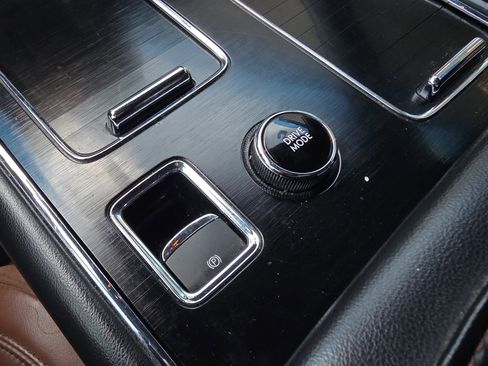 Used 2020 Lincoln Aviator Reserve w/ Equipment Group 202A image 25