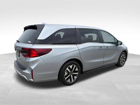 Used 2025 Honda Odyssey EX-L image 10