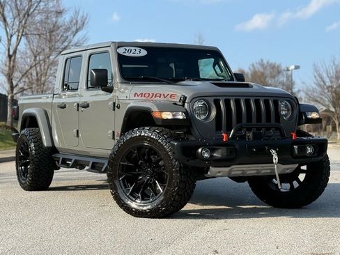 Used 2023 Jeep Gladiator Mojave w/ Cold Weather Group image 2