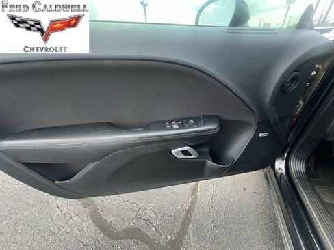 Used 2015 Dodge Challenger SXT w/ Super Sport Group (SS/T) RWD image 26