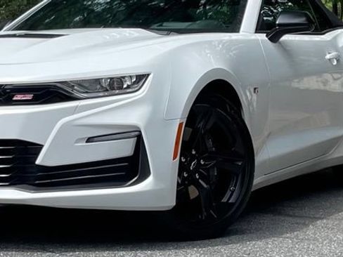 Used 2023 Chevrolet Camaro SS RWD image 2