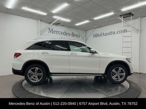 Used 2022 Mercedes-Benz GLC 300 image 9