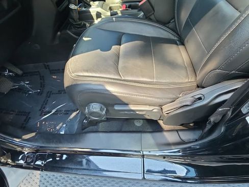 Used 2021 Jeep Gladiator Overland w/ Popular Equipment Package AWD/4WD image 26