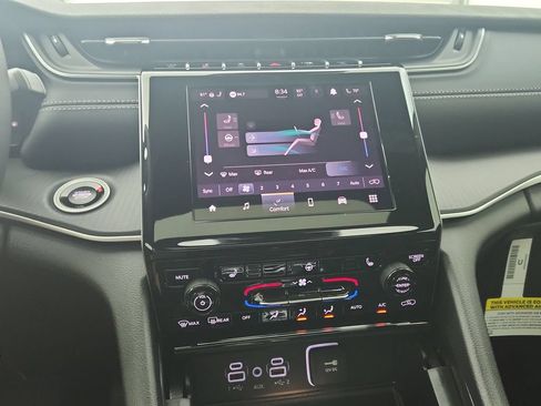 New 2026 Jeep Grand Cherokee Laredo X AWD/4WD image 25