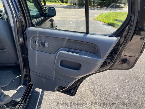 Used 2004 Nissan Xterra XE RWD image 50