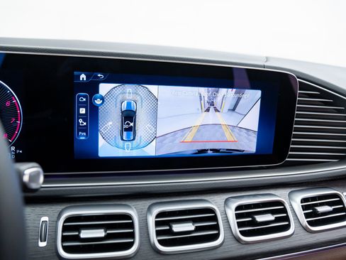 New 2026 Mercedes-Benz GLS 450 GLS 450 image 30