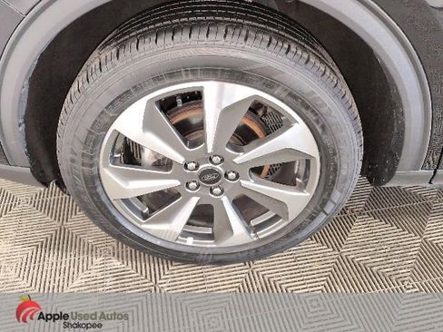 Used 2024 Ford Escape Platinum AWD/4WD image 49