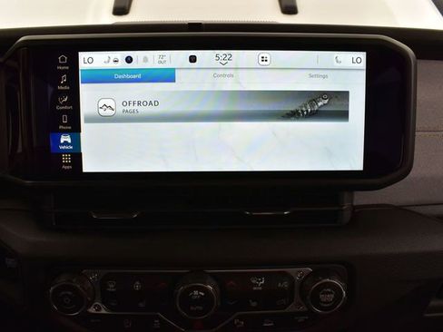 Used 2025 Jeep Wrangler Unlimited Sport AWD/4WD image 8