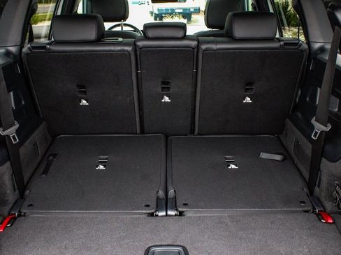 Used 2024 Mercedes-Benz GLB 250 4MATIC w/ Driver Assistance Package image 47