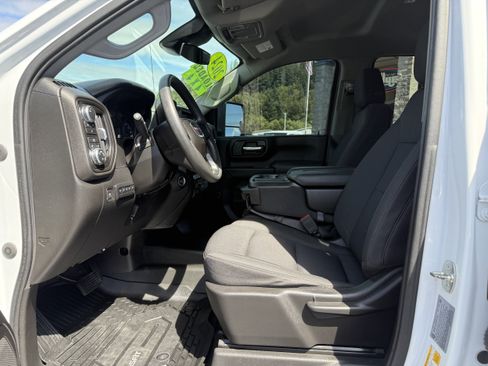Used 2024 GMC Sierra 2500 Pro w/ Convenience Package AWD/4WD image 13