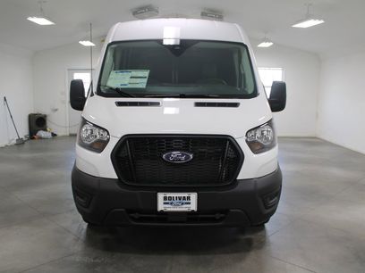 New 2025 Ford Transit 250 148 Medium Roof w/ Load Area Protection Package