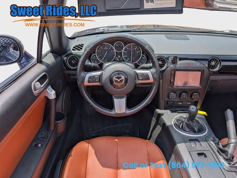 Used 2008 MAZDA MX-5 Miata Grand Touring RWD image 14