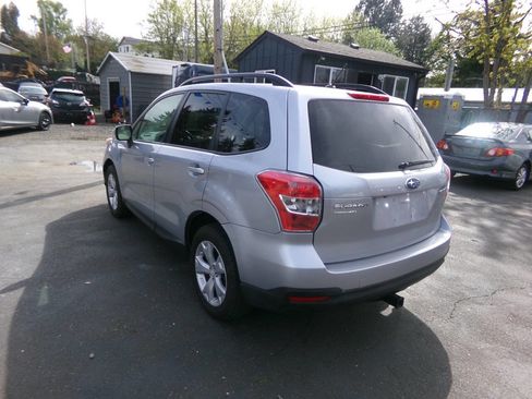Used 2014 Subaru Forester 2.5i Premium w/ All-Weather Package image 3