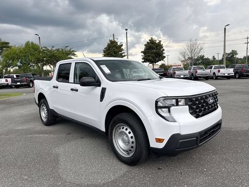Used 2026 Ford Maverick XL FWD image 1