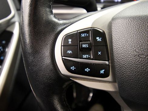 Used 2023 Ford Explorer XLT w/ Equipment Group 202A image 21