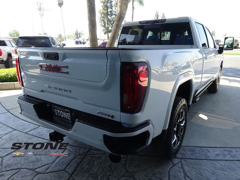 Used 2023 GMC Sierra 2500 AT4 w/ AT4 Premium Plus Package image 10