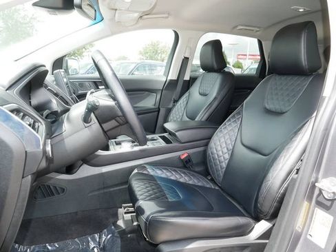 Used 2024 Ford Edge Titanium AWD/4WD image 15
