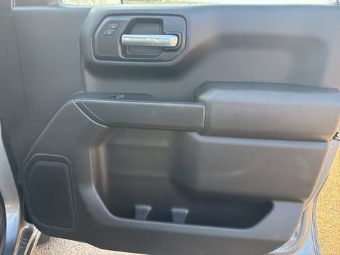 Used 2019 Chevrolet Silverado 1500 Custom Trail Boss w/ Custom Convenience Package image 23